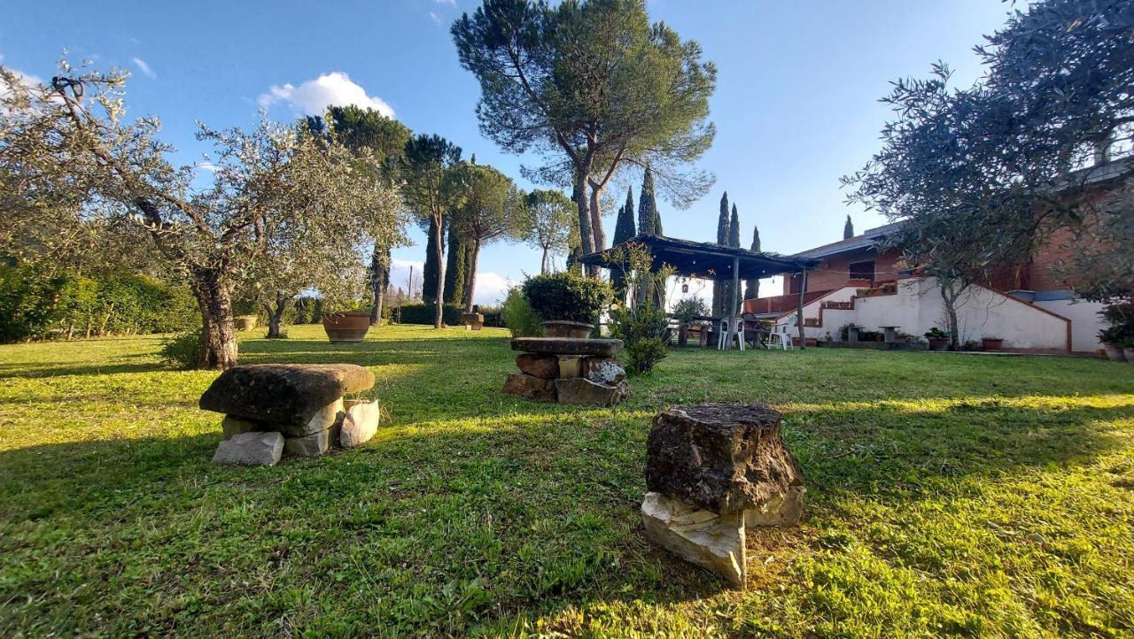 Villa Del Biondo Чертальдо Экстерьер фото