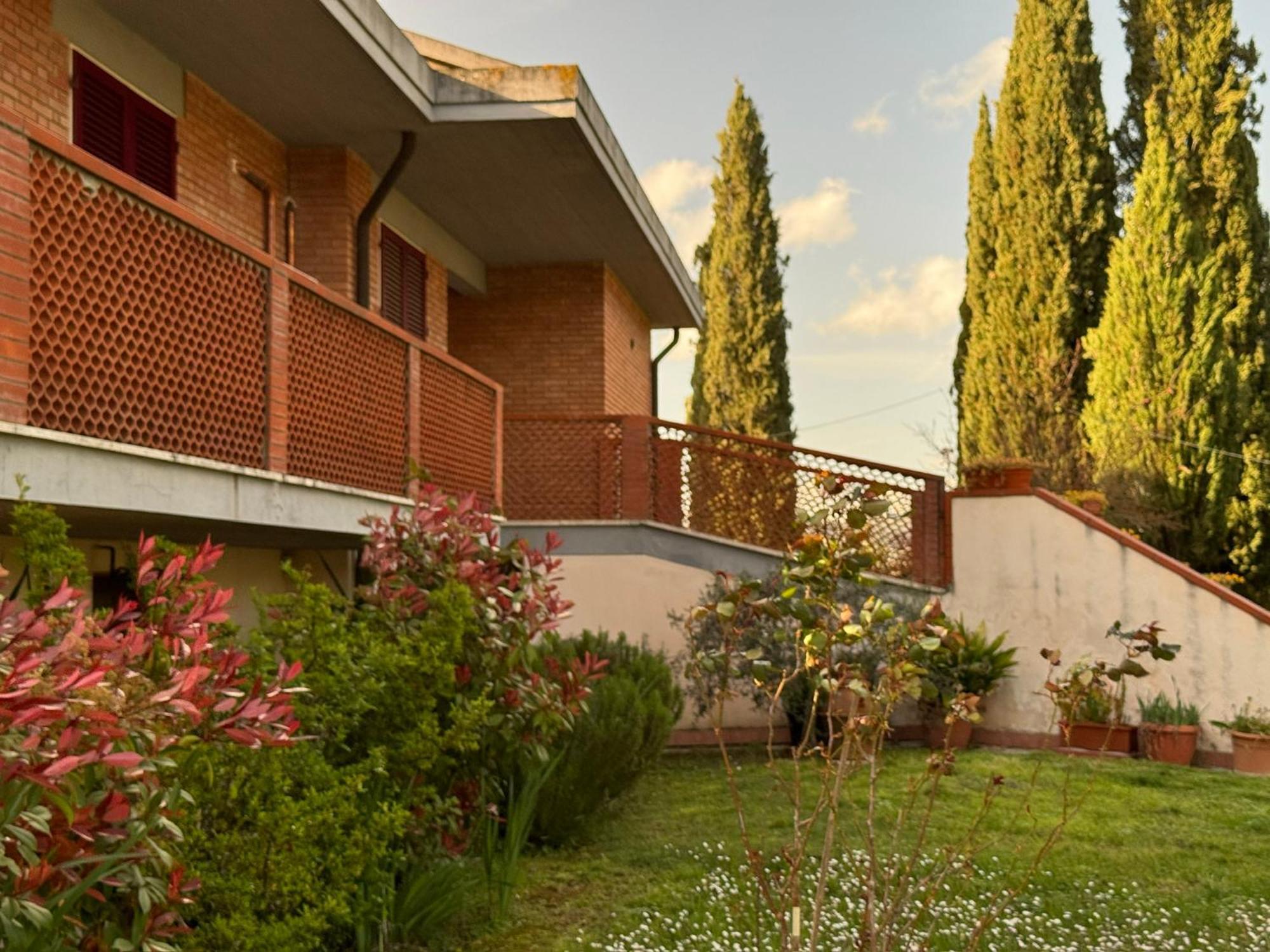 Villa Del Biondo Чертальдо Экстерьер фото